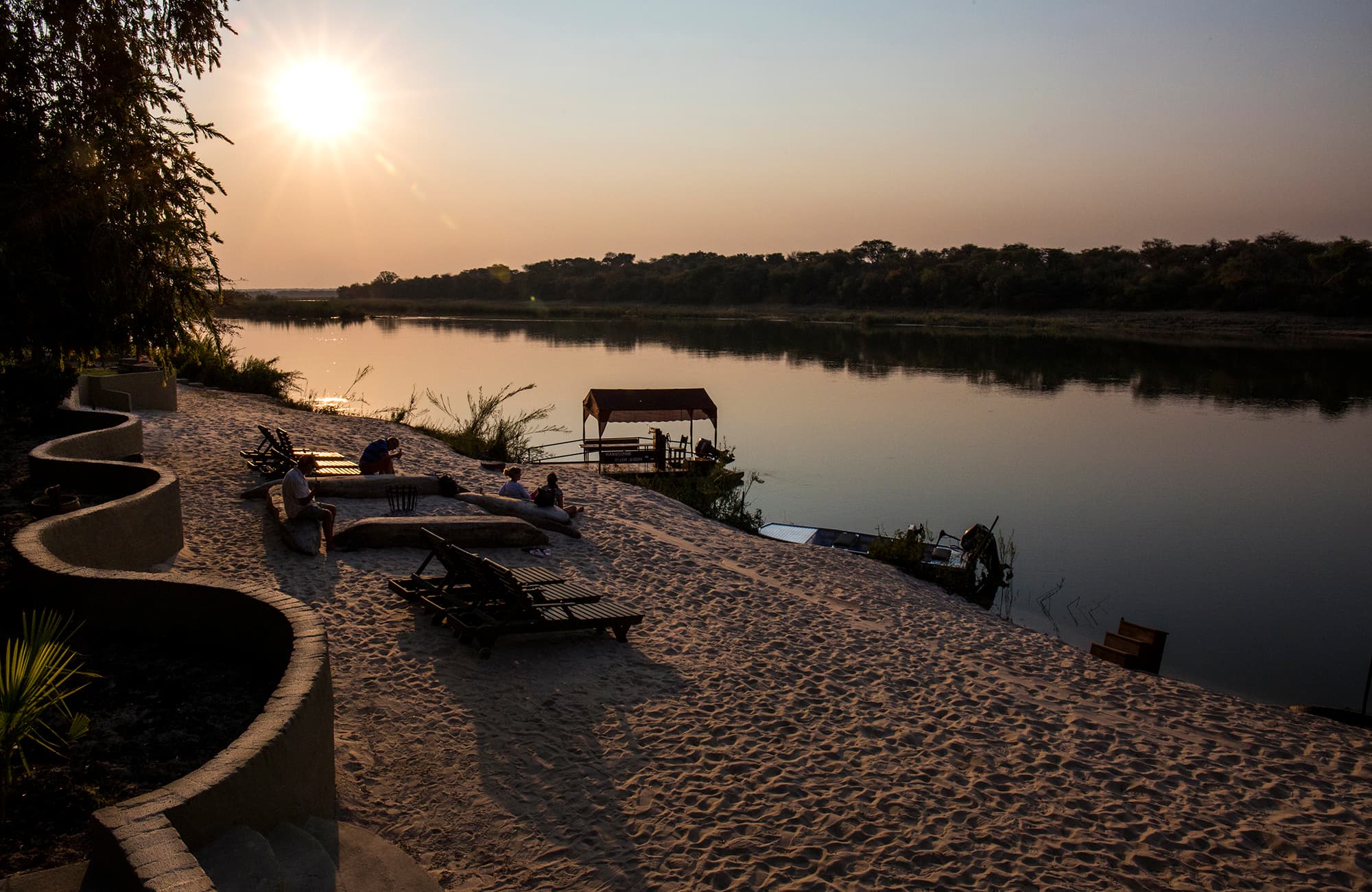 Hakusembe River Lodge