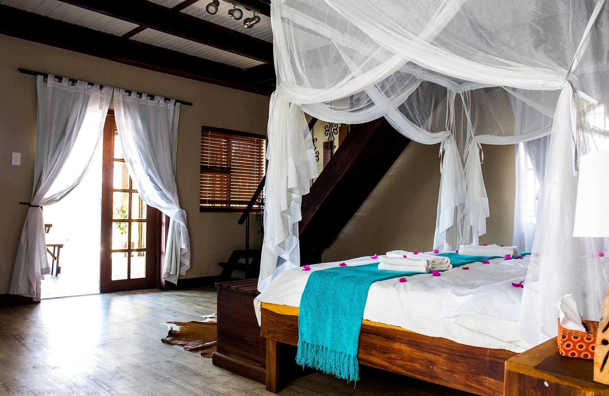 Hakusembe River Lodge