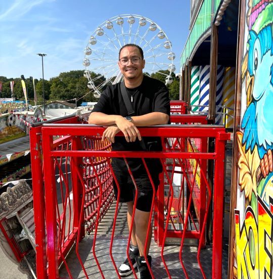 Algernon at a carnival in Germany. 